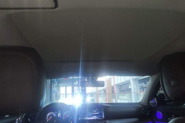 Used Mercedes-Benz E-Class 2020 E 260 L Headliner