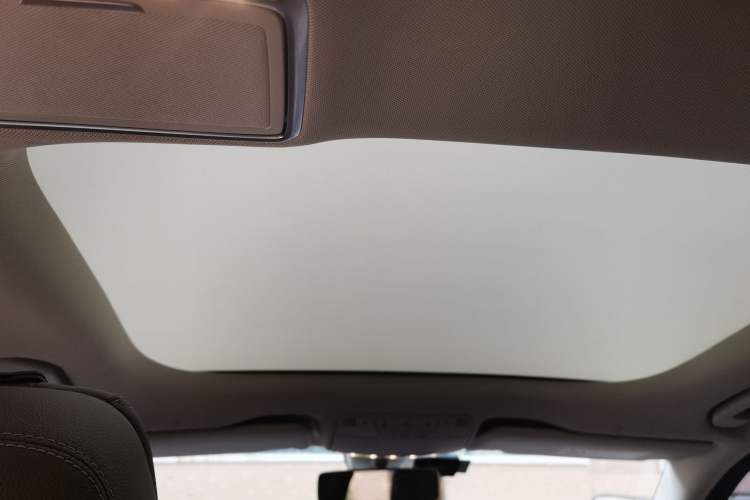 Used Mercedes-Benz E-Class 2020 Facelift E 300 L Stylish Edition Headliner