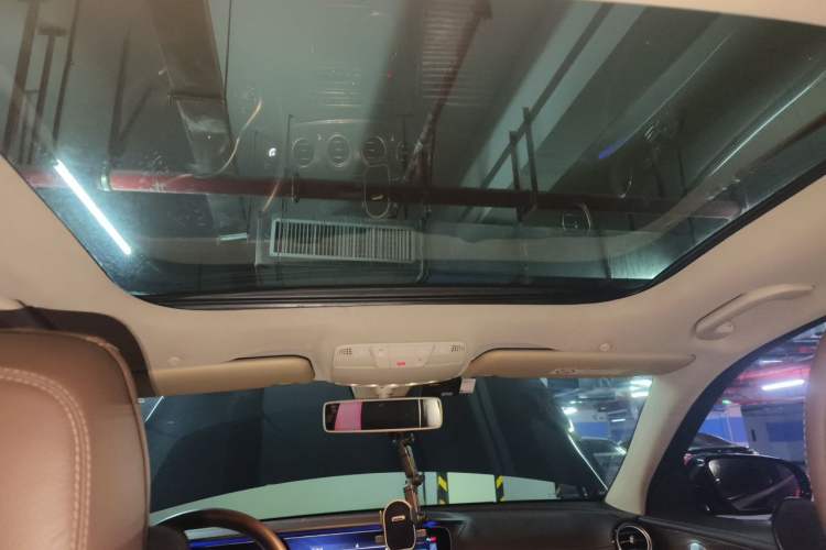 Used Mercedes-Benz E-Class 2020 Restyled E 300 L Exclusive Edition Headliner