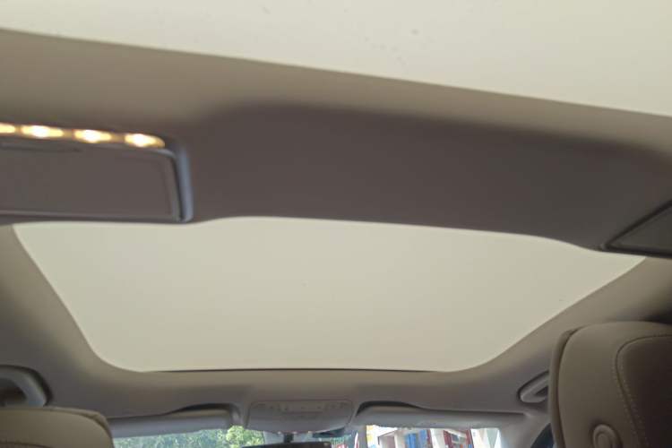 Used Mercedes-Benz E-Class 2020 Restyled E 300 L Sporty and Stylish Edition Headliner