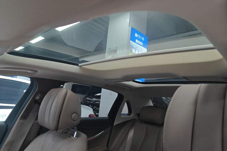 Used Mercedes-Benz E-Class 2020 Facelift E 260 L Headliner