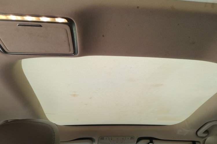 Used Mercedes-Benz E-Class 2020 Facelift E 300 L Stylish Edition Headliner