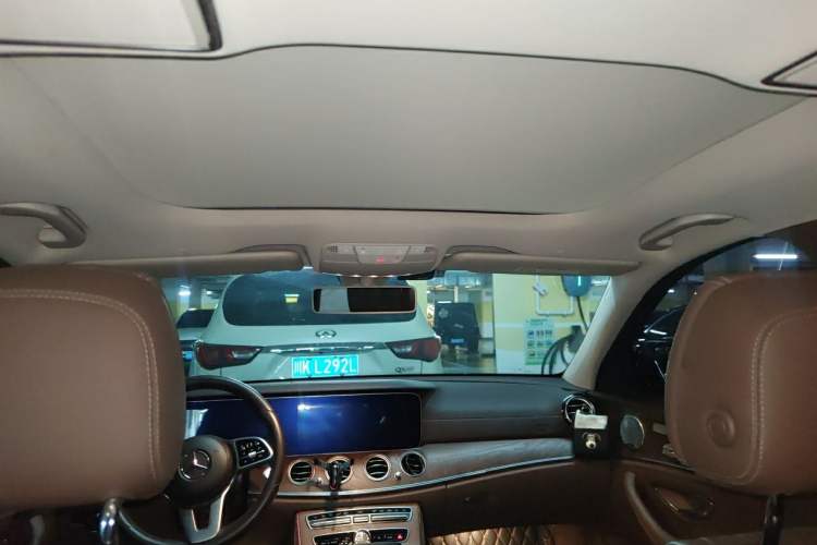 Used Mercedes-Benz E-Class 2020 Restyled E 300 L Exclusive Edition Headliner