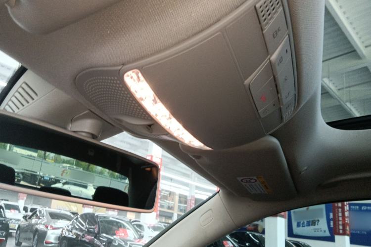 Used Mercedes-Benz E-Class 2020 Facelift E 300 L Stylish Edition Headliner