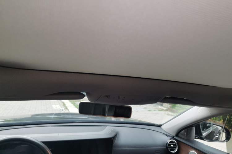 Used Mercedes-Benz E-Class 2020 Restyled E 300 L Exclusive Edition Headliner