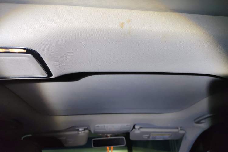Used Mercedes-Benz E-Class 2020 E 260 L Headliner