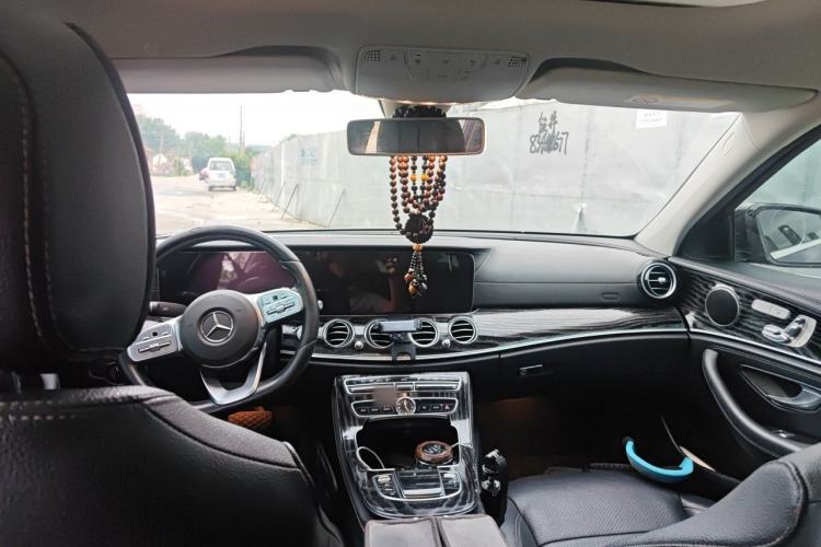 Used Mercedes-Benz E-Class 2020 Restyled E 300 L Sporty and Stylish Edition Headliner