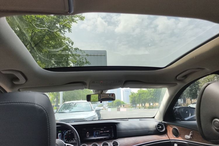 Used Mercedes-Benz E-Class 2020 Facelift E 260 L Headliner