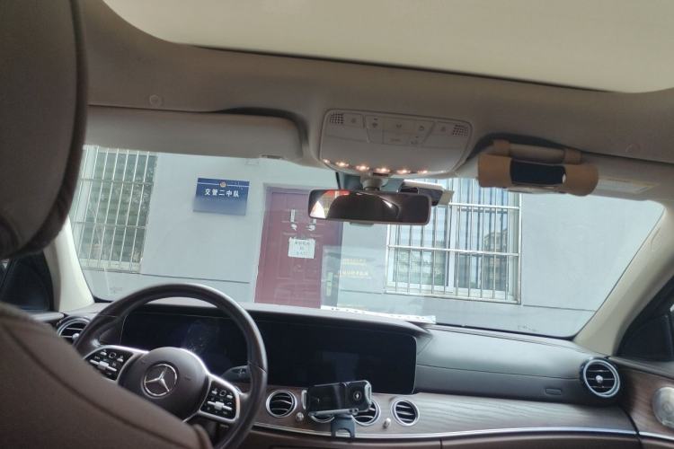 Used Mercedes-Benz E-Class 2020 Restyled E 300 L Exclusive Edition Headliner