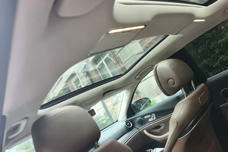 Used Mercedes-Benz E-Class 2020 E 300 L Sporty and Stylish Model Headliner