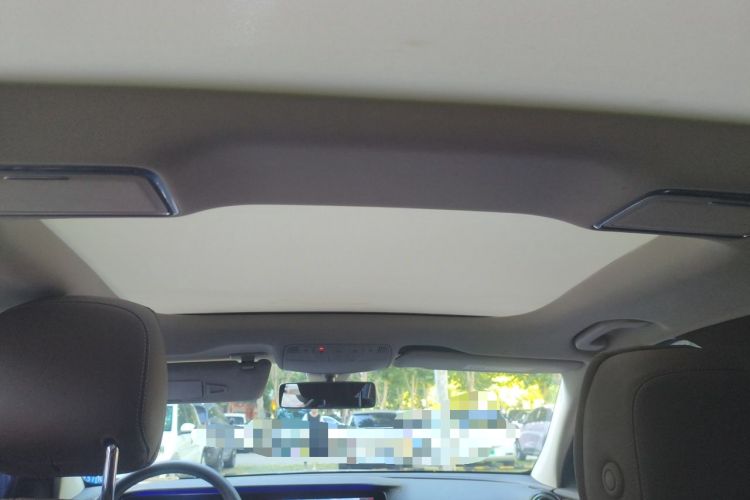 Used Mercedes-Benz E-Class 2020 Facelift E 300 L Stylish Edition Headliner