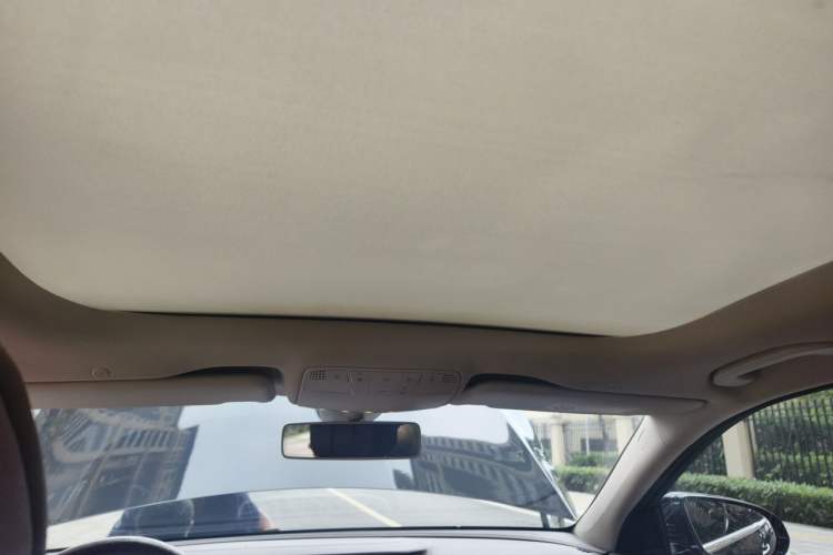 Used Mercedes-Benz E-Class 2020 E 300 L Stylish Model Headliner