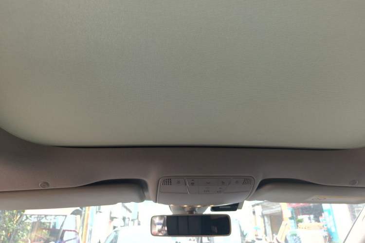 Used Mercedes-Benz E-Class 2020 Restyled E 300 L Sporty and Stylish Edition Headliner