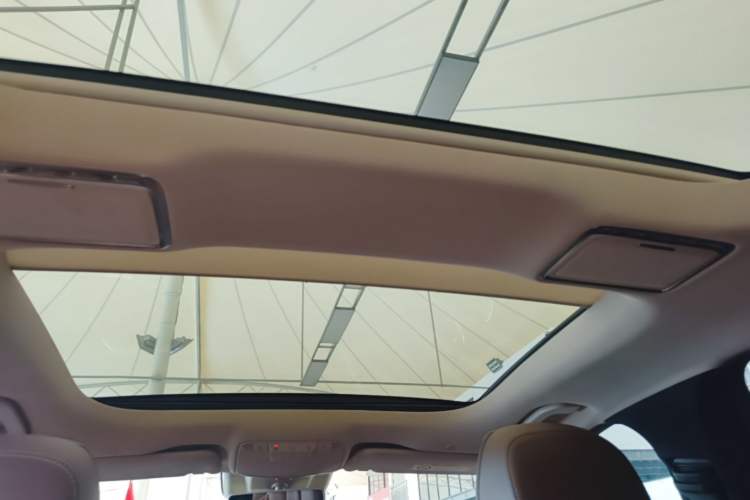 Used Mercedes-Benz E-Class 2020 Restyled E 300 L Sport Exclusive Edition Headliner