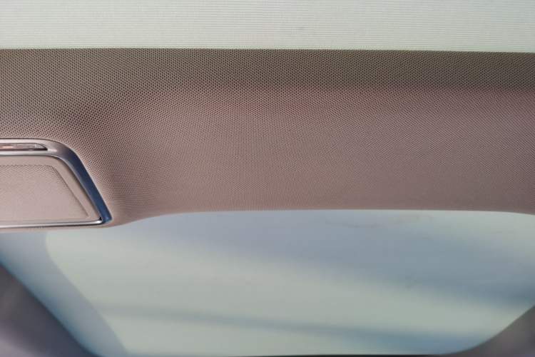Used Mercedes-Benz E-Class 2020 Restyled E 300 L Exclusive Edition Headliner