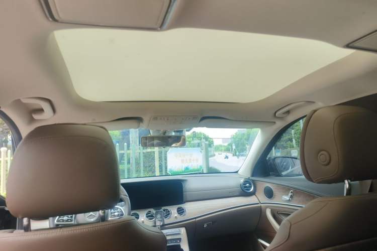 Used Mercedes-Benz E-Class 2020 Facelift E 260 L Headliner