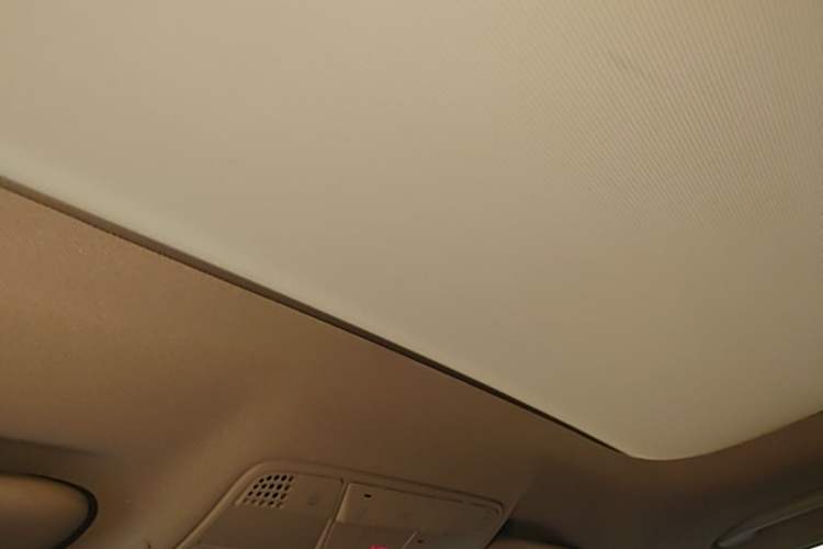 Used Mercedes-Benz E-Class 2020 Restyled E 300 L Sporty and Stylish Edition Headliner