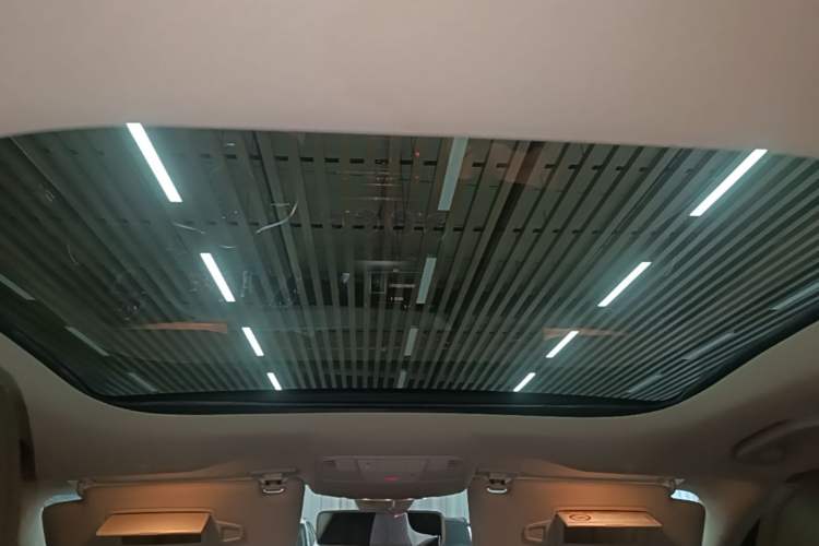 Used Mercedes-Benz E-Class 2020 Restyled E 300 L Exclusive Edition Headliner