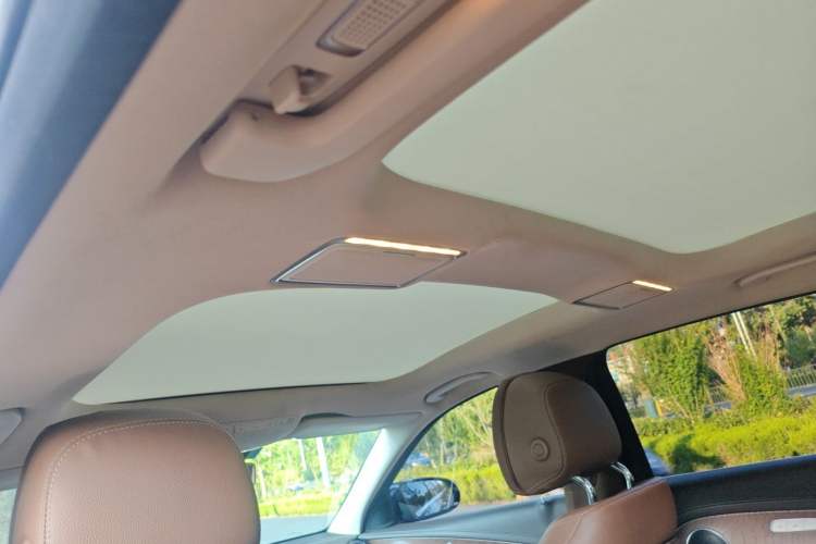 Used Mercedes-Benz E-Class 2020 Facelift E 260 L Headliner