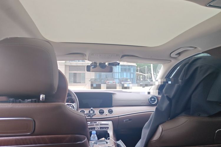 Used Mercedes-Benz E-Class 2020 Facelift E 300 L Stylish Edition Headliner