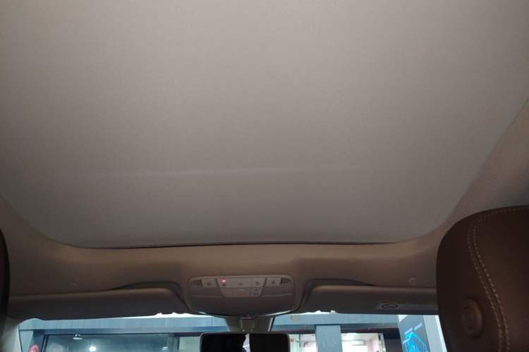 Used Mercedes-Benz E-Class 2020 Facelift E 260 L Sport Edition Headliner