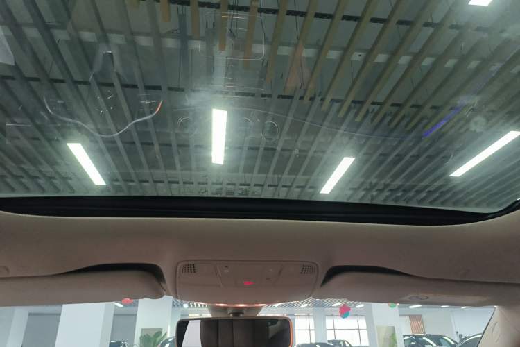 Used Mercedes-Benz E-Class 2020 Facelift E 300 L Stylish Edition Headliner