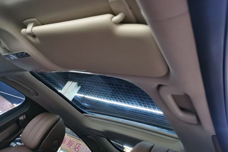 Used Mercedes-Benz E-Class 2020 Facelift E 260 L Headliner