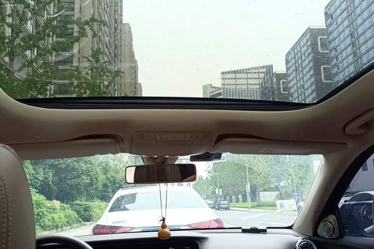 Used Mercedes-Benz E-Class 2020 Facelift E 300 L Stylish Edition Headliner