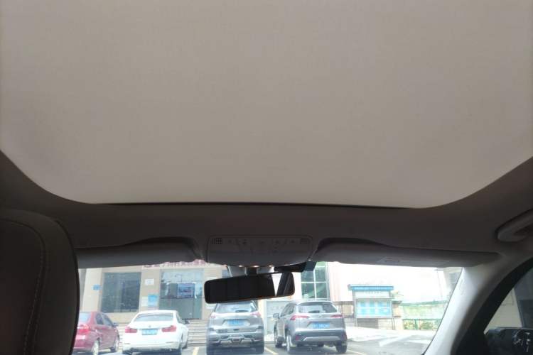 Used Mercedes-Benz E-Class 2020 Restyled E 300 L Exclusive Edition Headliner