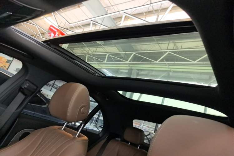 Used Mercedes-Benz E-Class 2020 Facelift E 260 Sport Edition Headliner