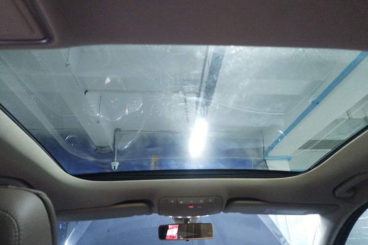 Used Mercedes-Benz E-Class 2020 Facelift E 260 L Sport Edition Headliner