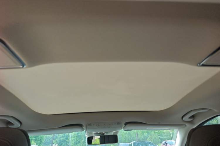 Used Mercedes-Benz E-Class 2020 Restyled E 300 L Sport Exclusive Edition Headliner