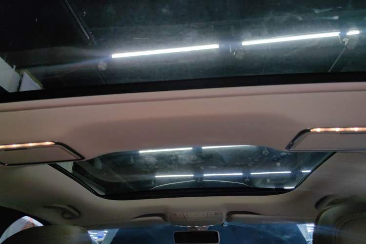 Used Mercedes-Benz E-Class 2020 E 300 L Stylish Model Headliner