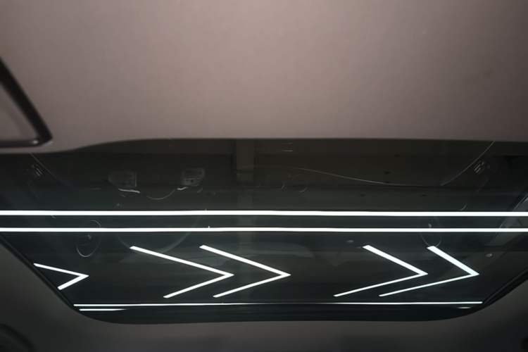 Used Mercedes-Benz E-Class 2020 E 300 L Sporty and Stylish Model Headliner