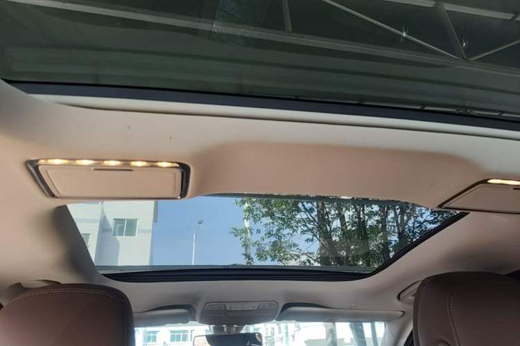 Used Mercedes-Benz E-Class 2020 E 300 L Sporty and Stylish Model Headliner