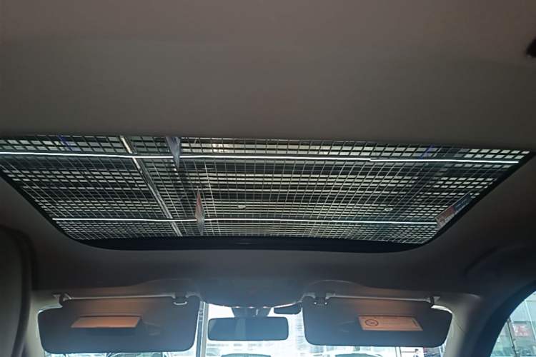Used Mercedes-Benz E-Class 2020 Restyled E 300 L Exclusive Edition Headliner