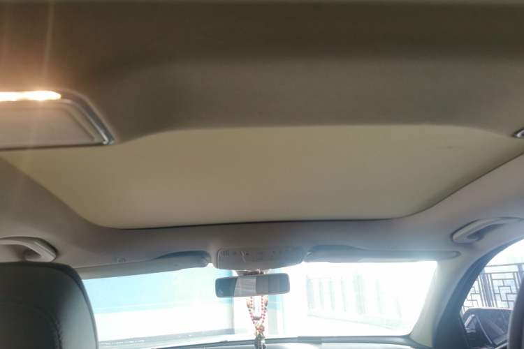 Used Mercedes-Benz E-Class 2020 E 300 L Sporty and Stylish Model Headliner
