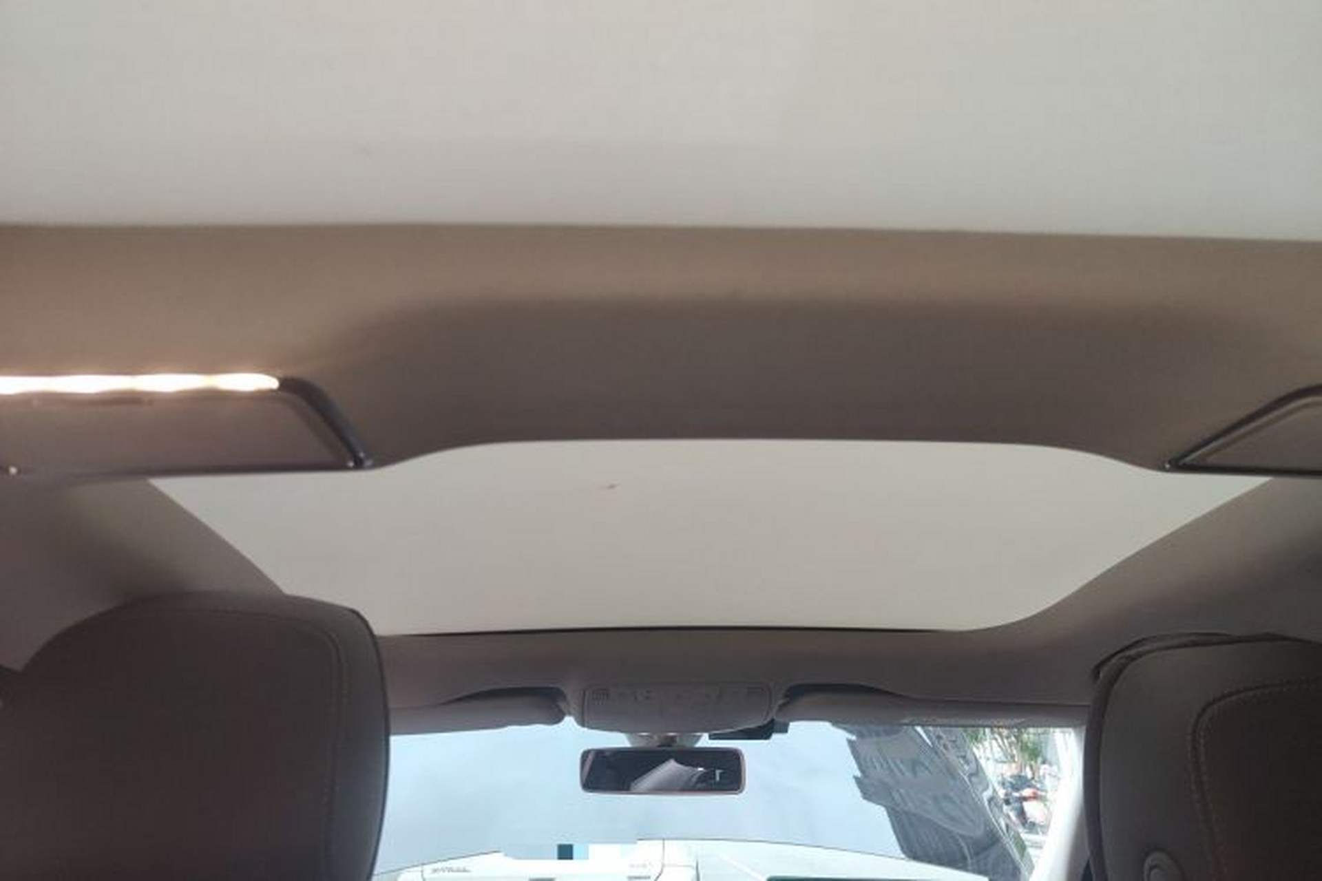 Used Mercedes-Benz E-Class 2020 Restyled E 300 L Exclusive Edition Headliner