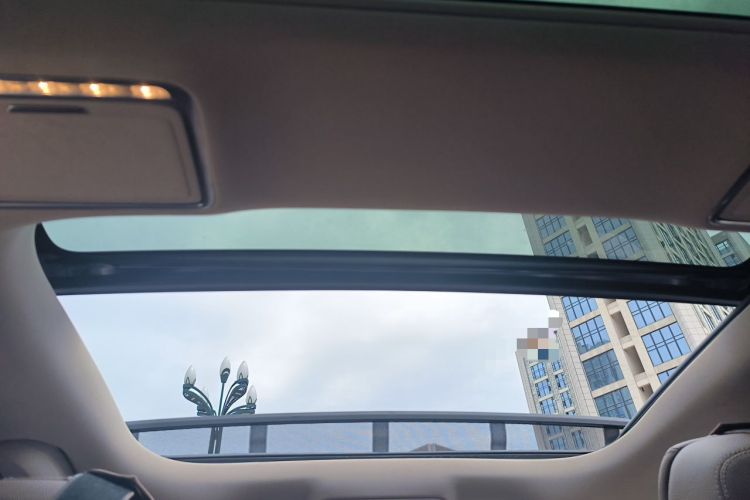Used Mercedes-Benz E-Class 2020 Restyled E 300 L Sport Exclusive Edition Headliner