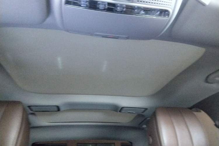 Used Mercedes-Benz E-Class 2020 E 260 L Headliner