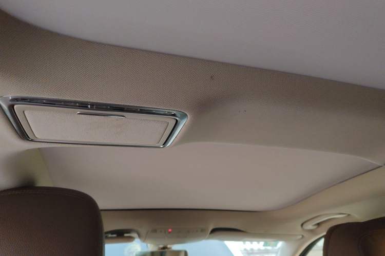Used Mercedes-Benz E-Class 2020 Facelift E 300 L Stylish Edition Headliner