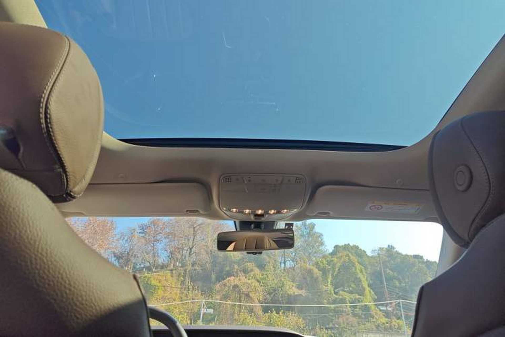 Used Mercedes-Benz E-Class 2020 Restyled E 300 L Exclusive Edition Headliner