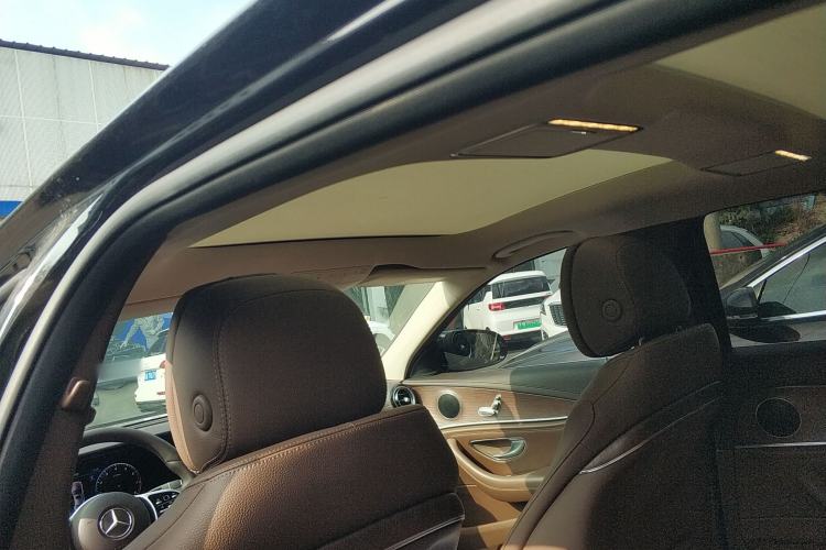 Used Mercedes-Benz E-Class 2020 Facelift E 260 L Headliner