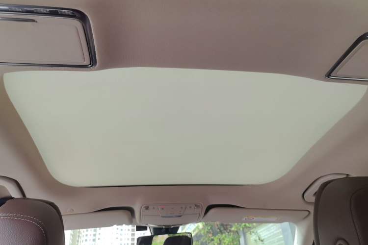 Used Mercedes-Benz E-Class 2020 Facelift E 300 L Stylish Edition Headliner