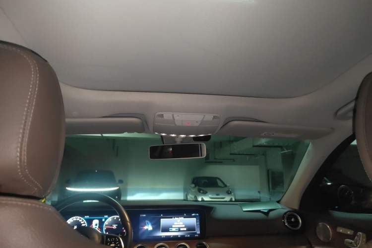 Used Mercedes-Benz E-Class 2020 Restyled E 300 L Exclusive Edition Headliner