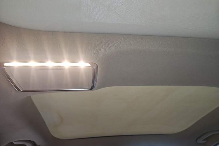 Used Mercedes-Benz E-Class 2020 Restyled E 300 L Exclusive Edition Headliner