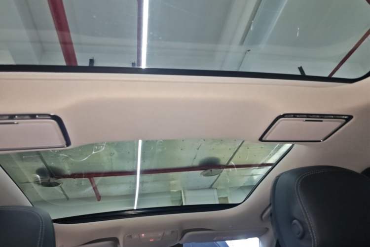 Used Mercedes-Benz E-Class 2020 Facelift E 300 L Stylish Edition Headliner