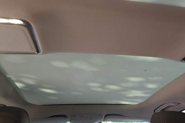 Used Mercedes-Benz E-Class 2020 E 260 L Headliner