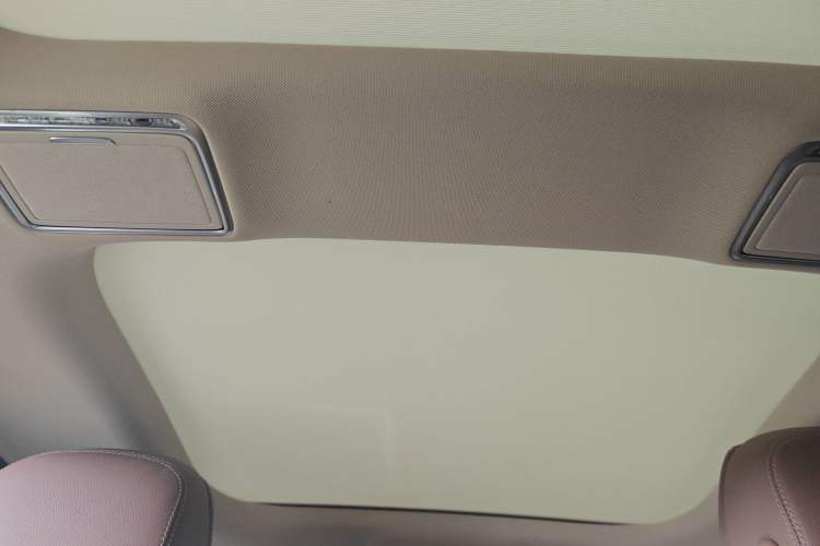 Used Mercedes-Benz E-Class 2020 Restyled E 300 L Sport Exclusive Edition Headliner