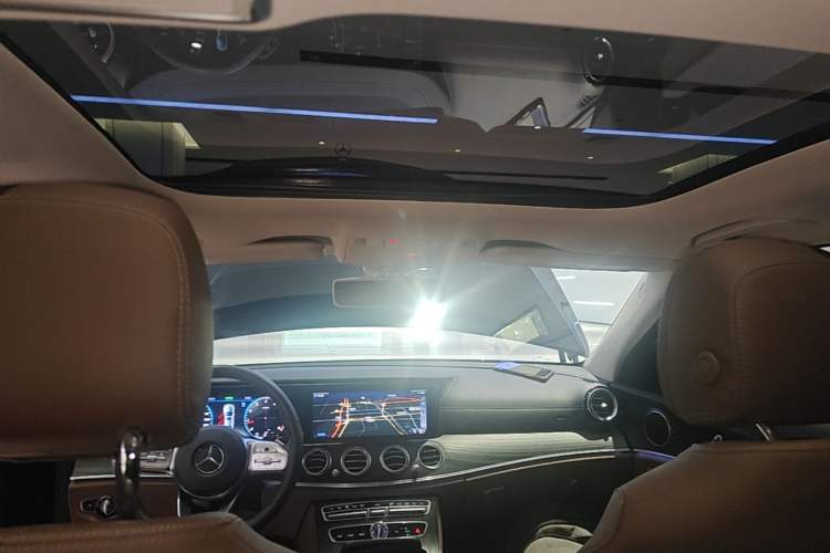 Used Mercedes-Benz E-Class 2020 Facelift E 260 L Sport Edition Headliner